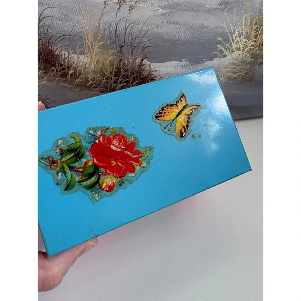 Vintage Ohio Art Floral Metal Tin Blue Lid Geranium Butterfly Storage Box